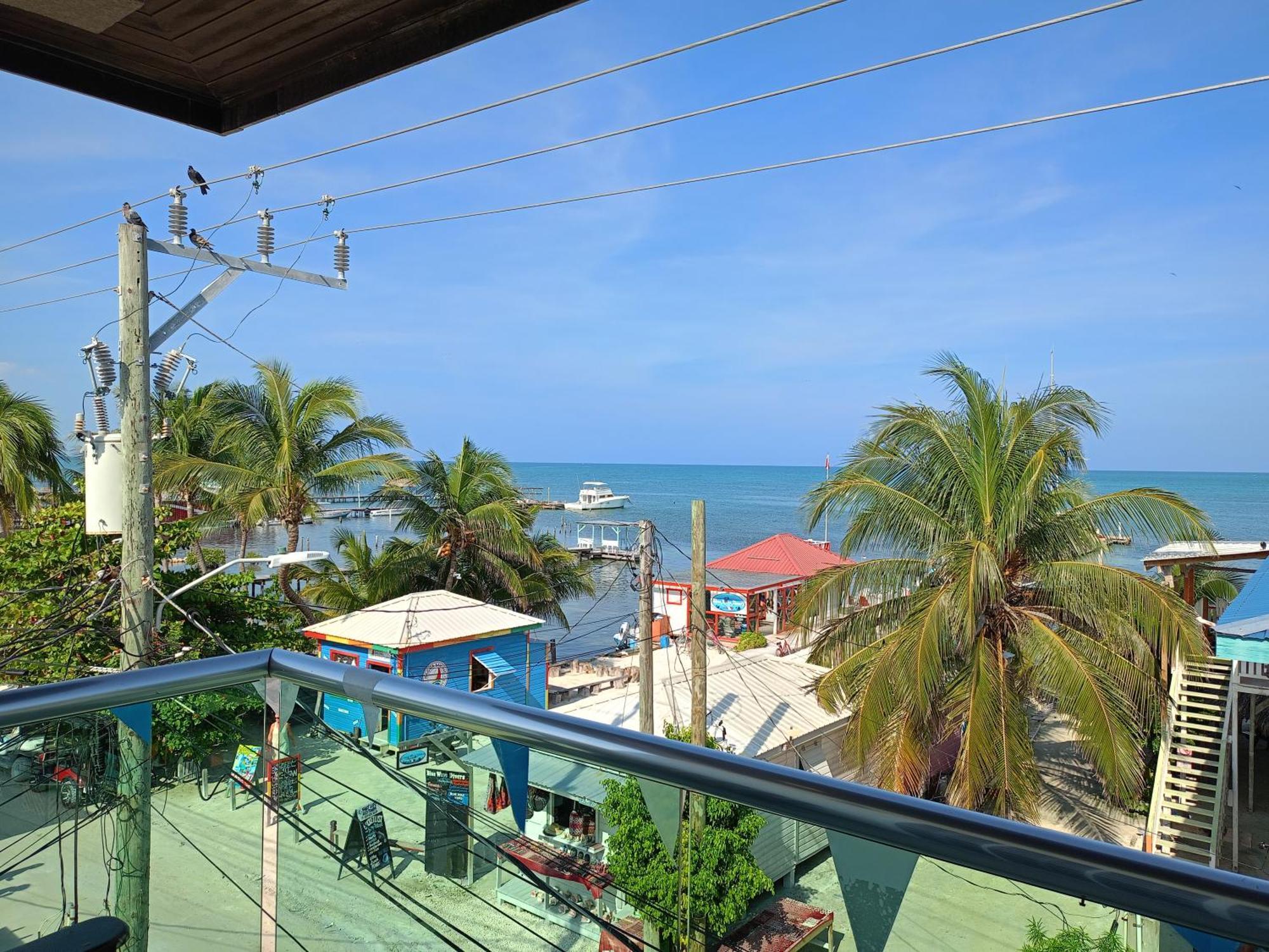 Hotel Barefoot Caye Caulker