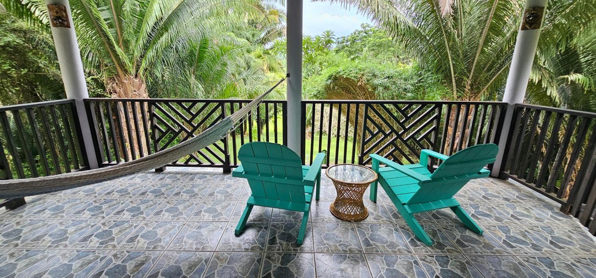 Resort Oasis - Formerly The Bush *