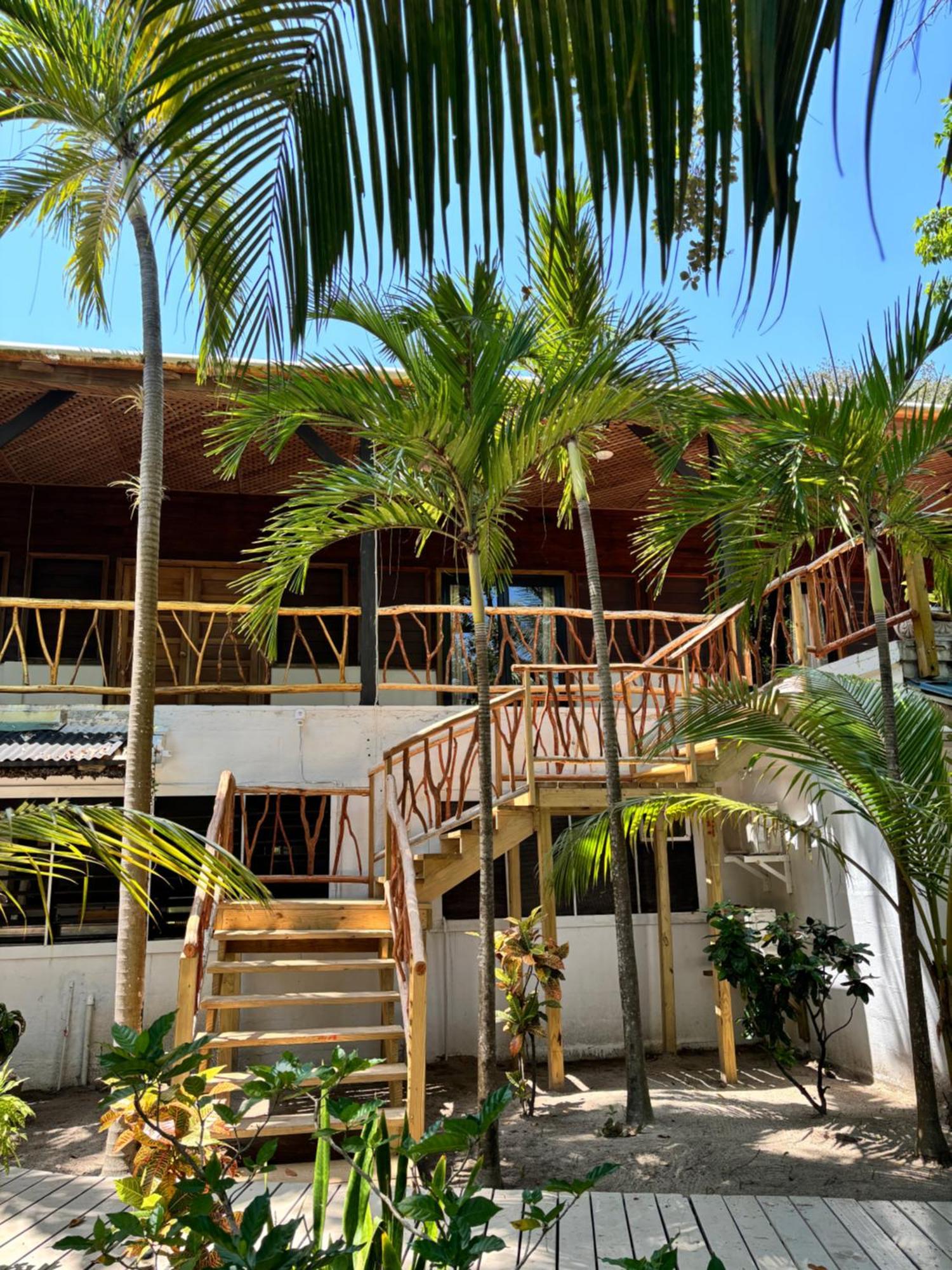Azure Del Mar Inn Maya Beach