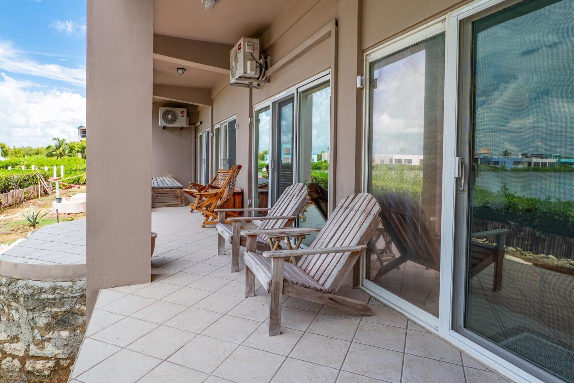F101 Mara Laguna Apartment *