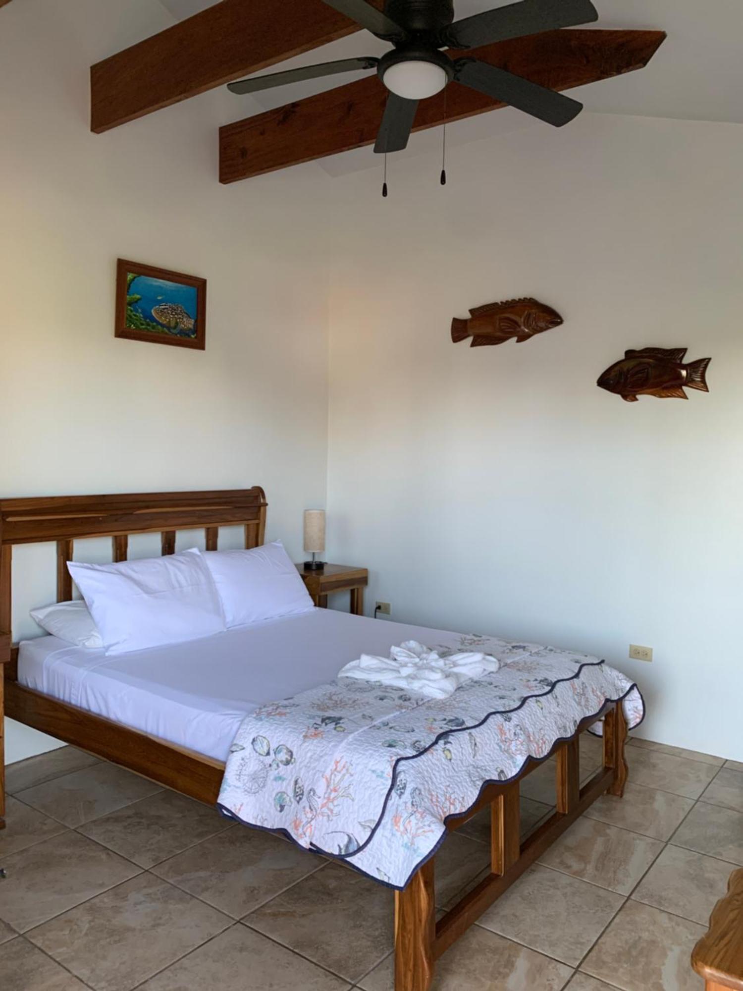 Guest house Seasons Belize