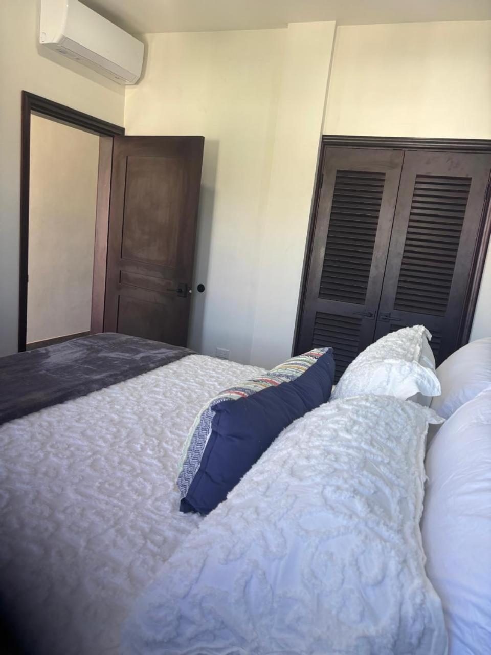 Ashton Court Belize Belize City