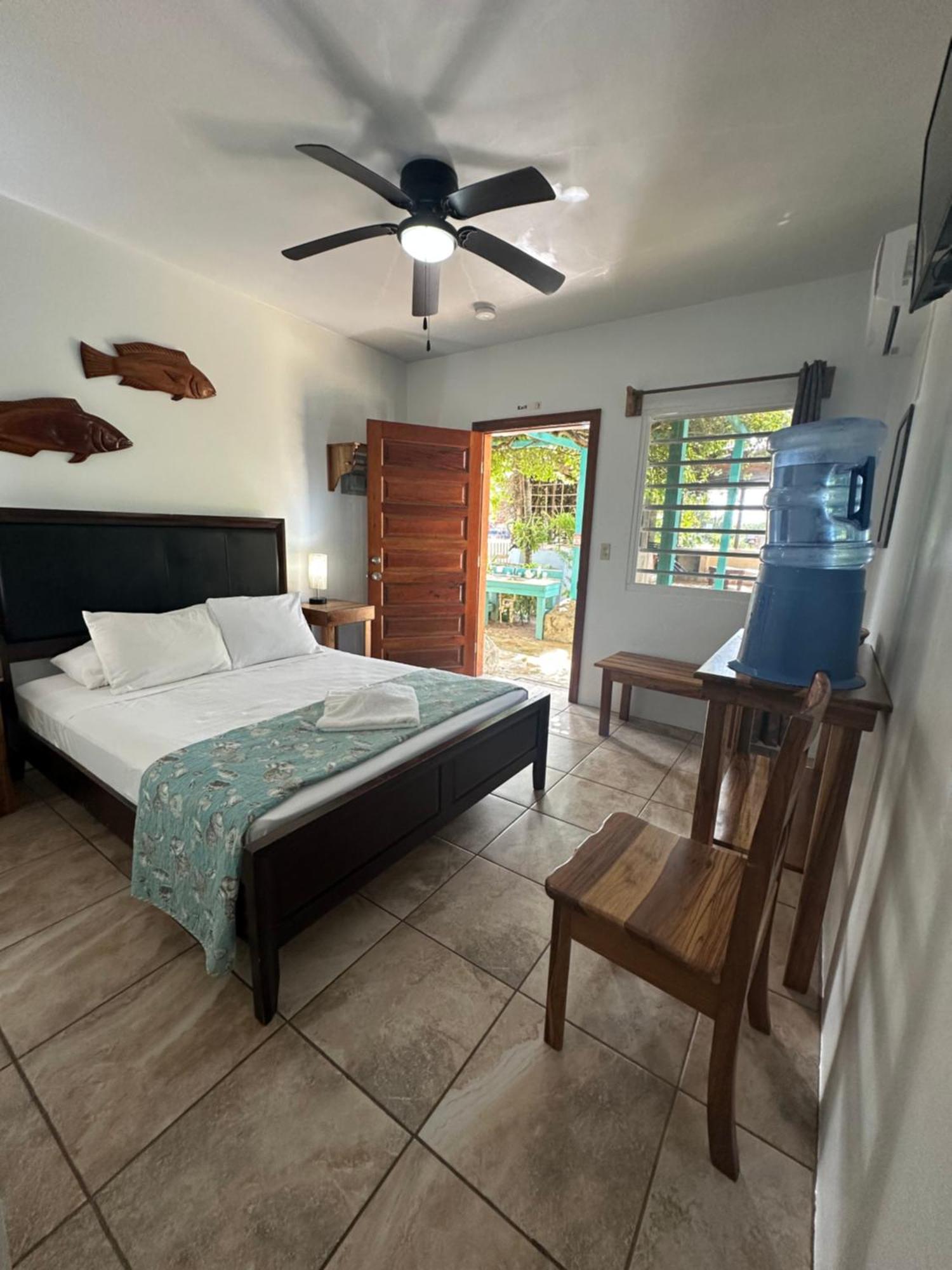 Guest house Seasons Belize Hopkins