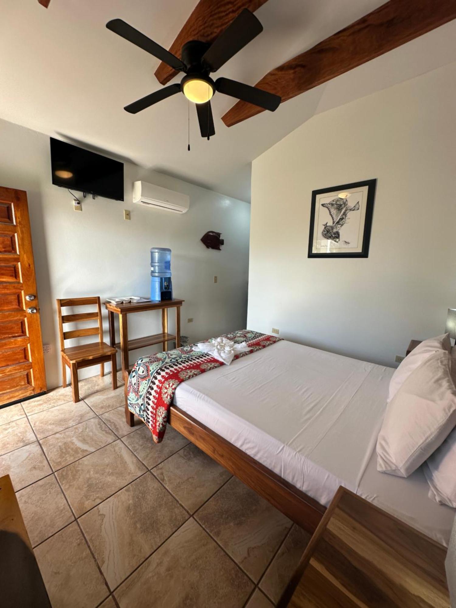 Guest house Seasons Belize Hopkins
