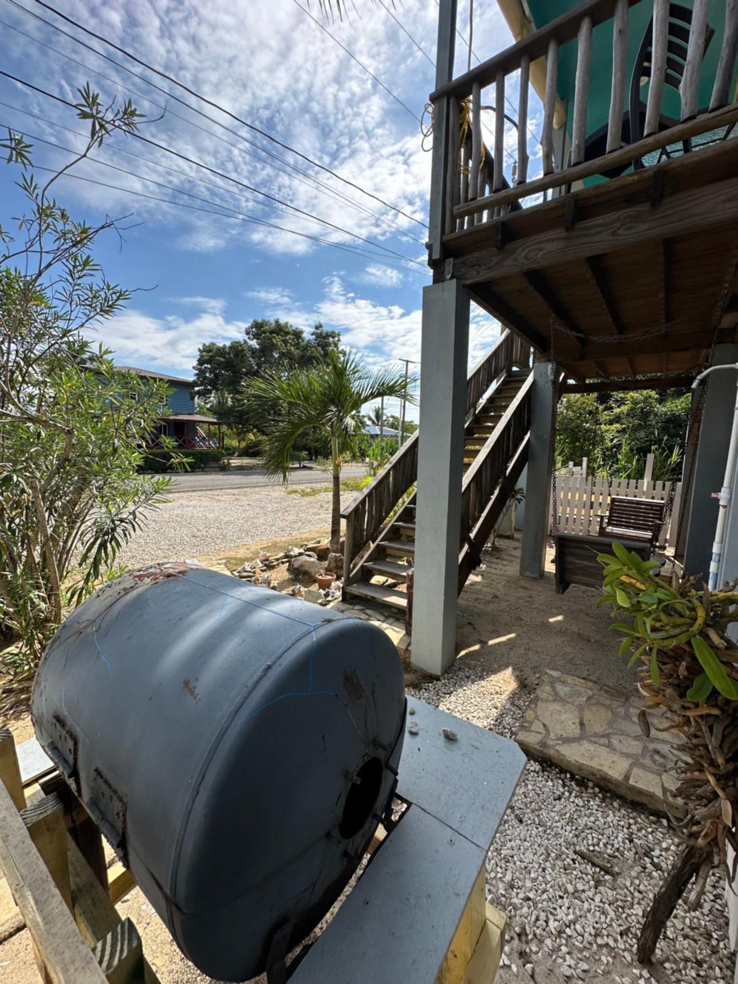 Guest house Seasons Belize