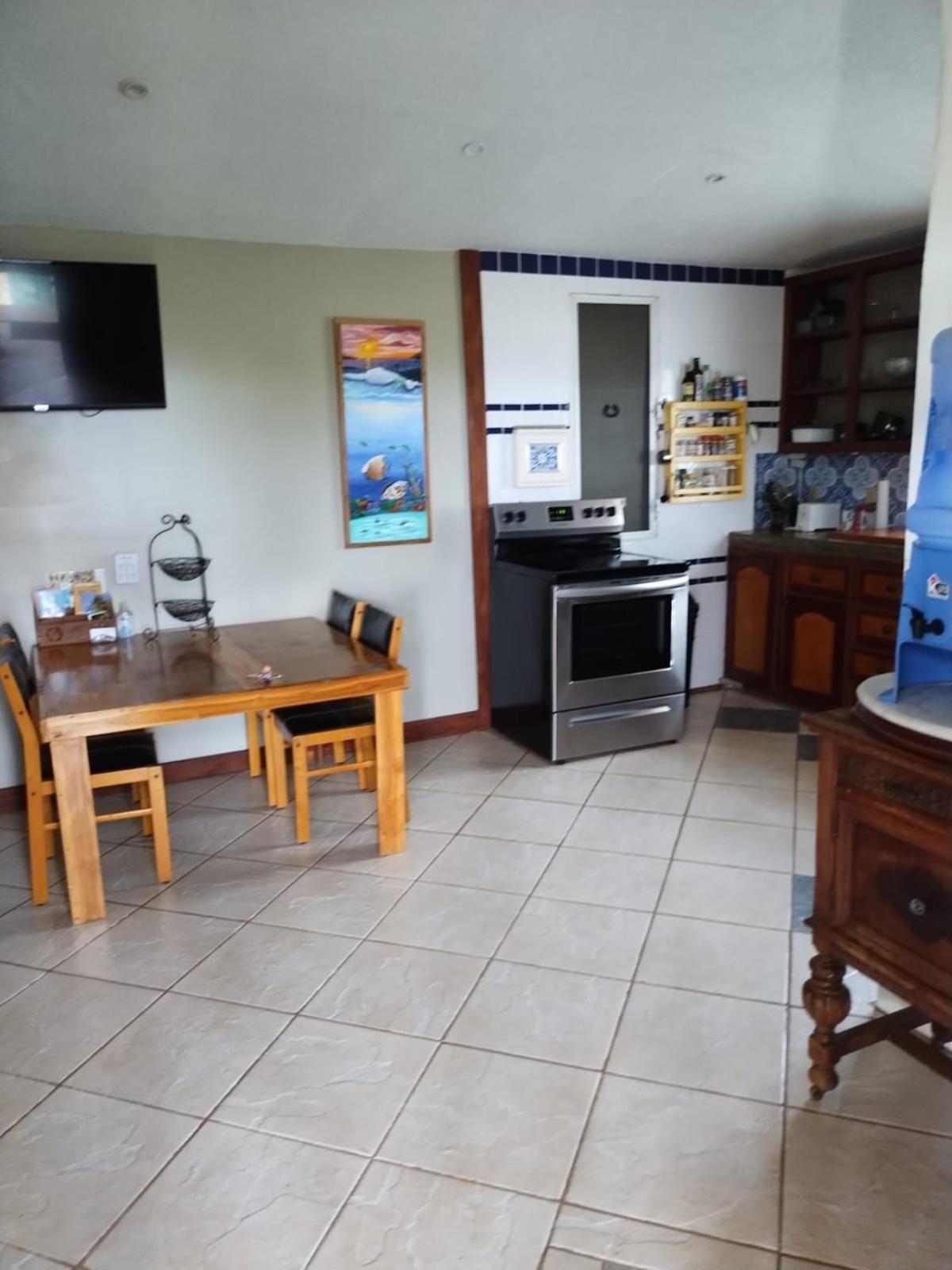 Guest house Seasons Belize Hopkins