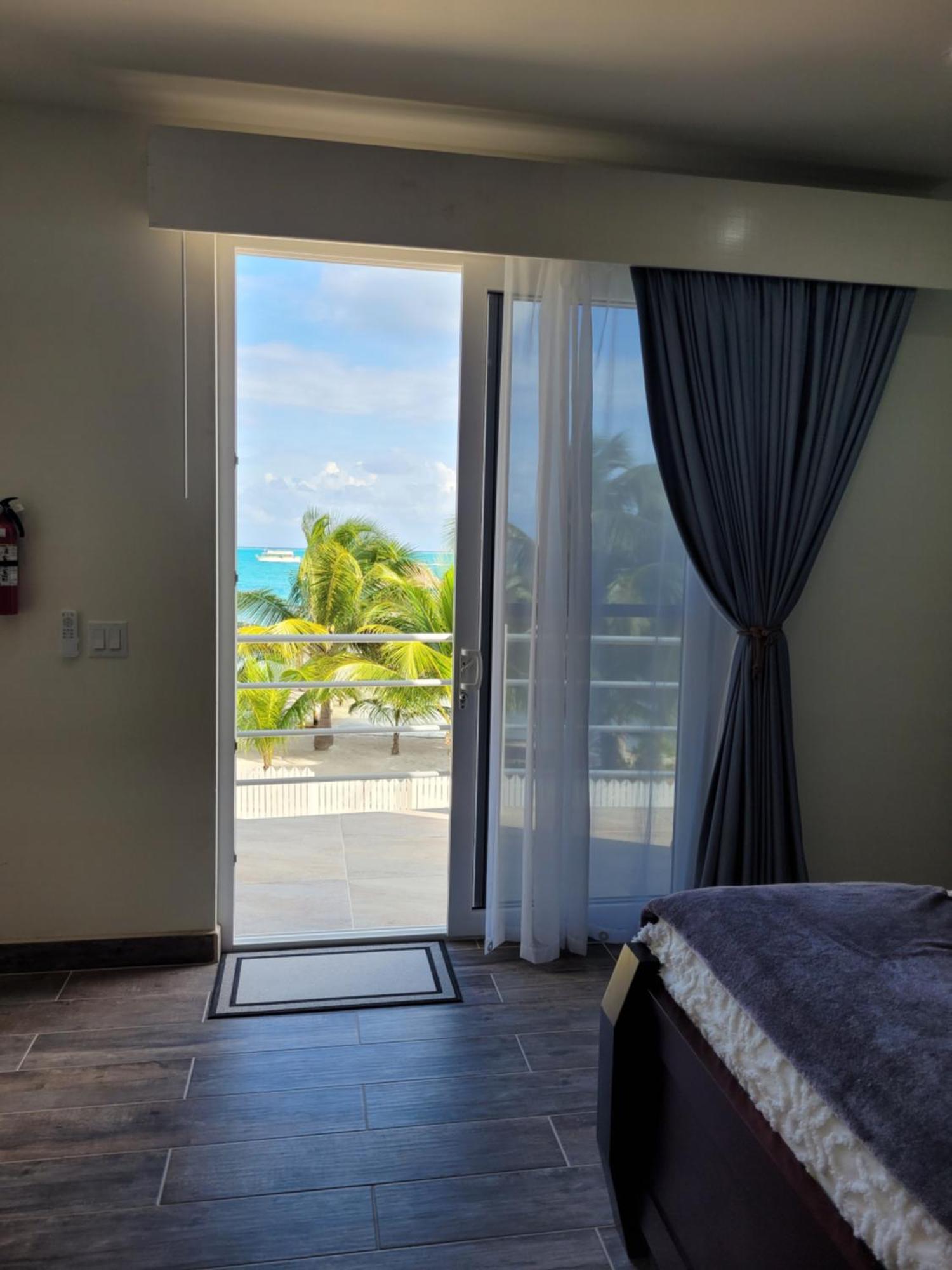 Resort Ashton Court Belize