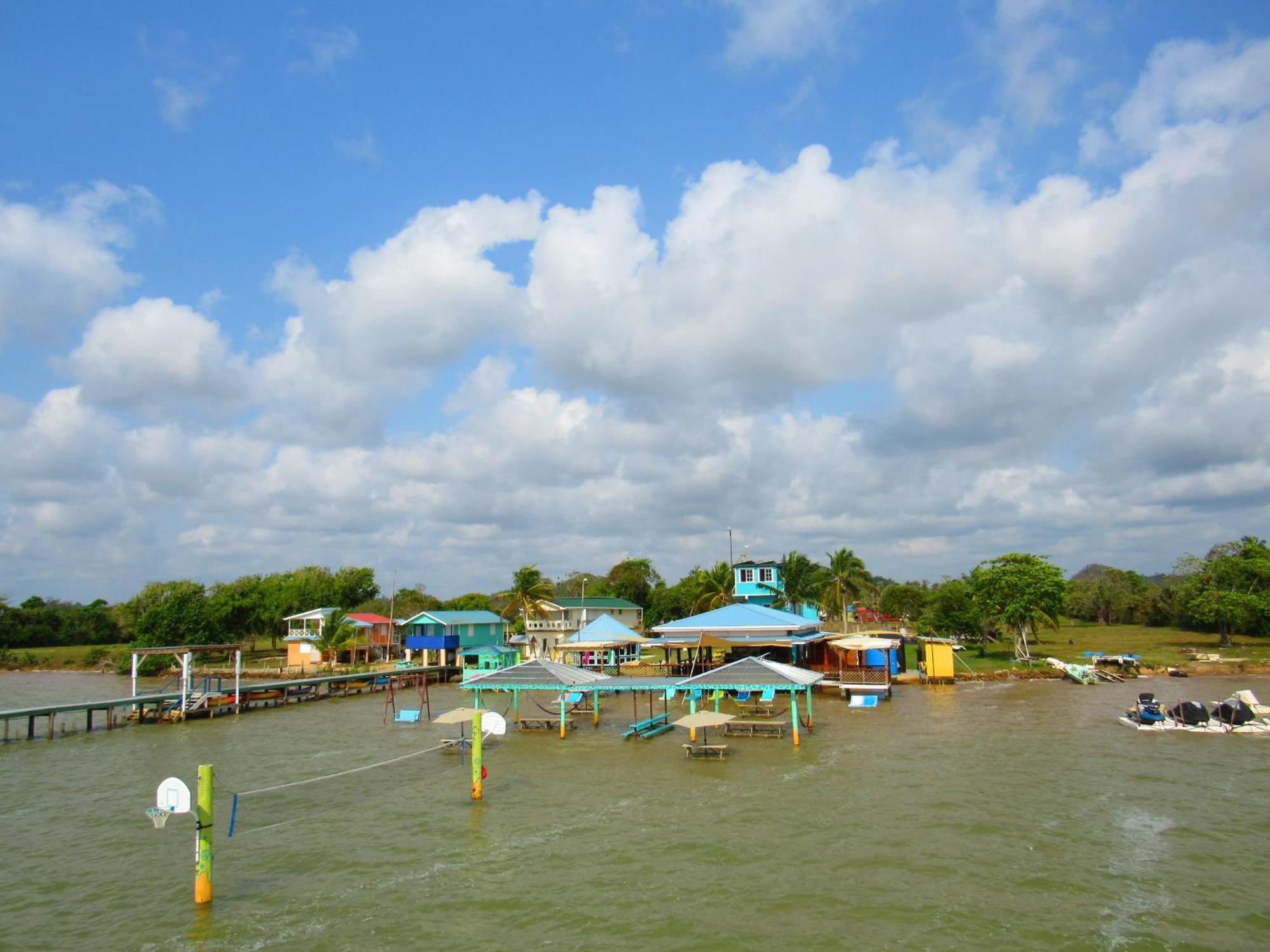 Resort Daphne's Lagoon *