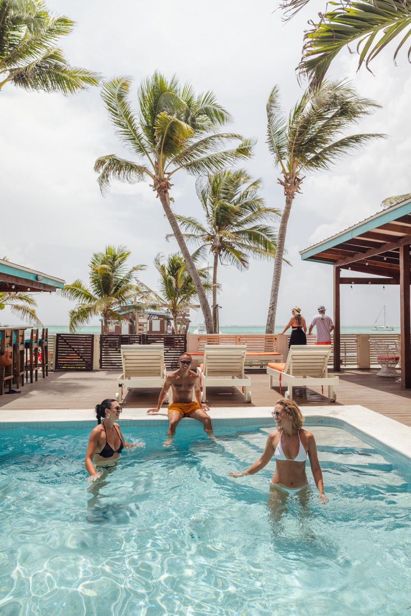 Hotel Ocean Tide 2*