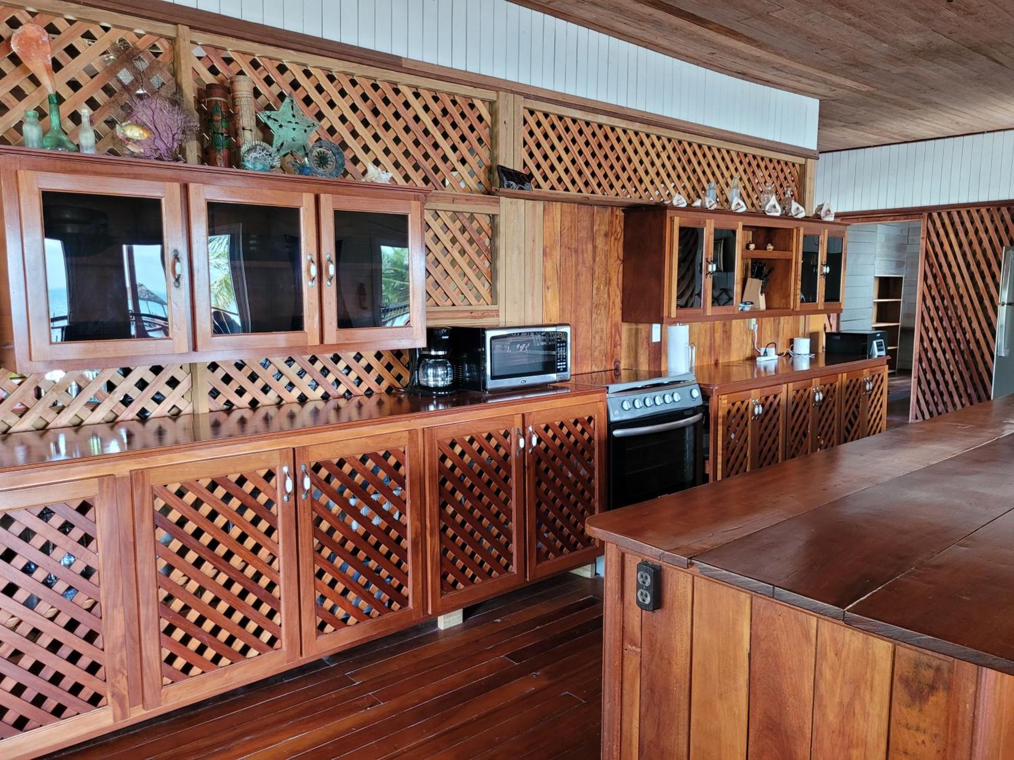 Resort Ashton Court Belize