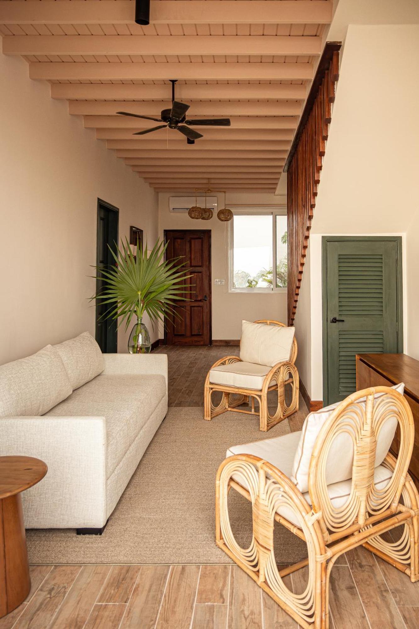 Itz'ana & Residences Placencia