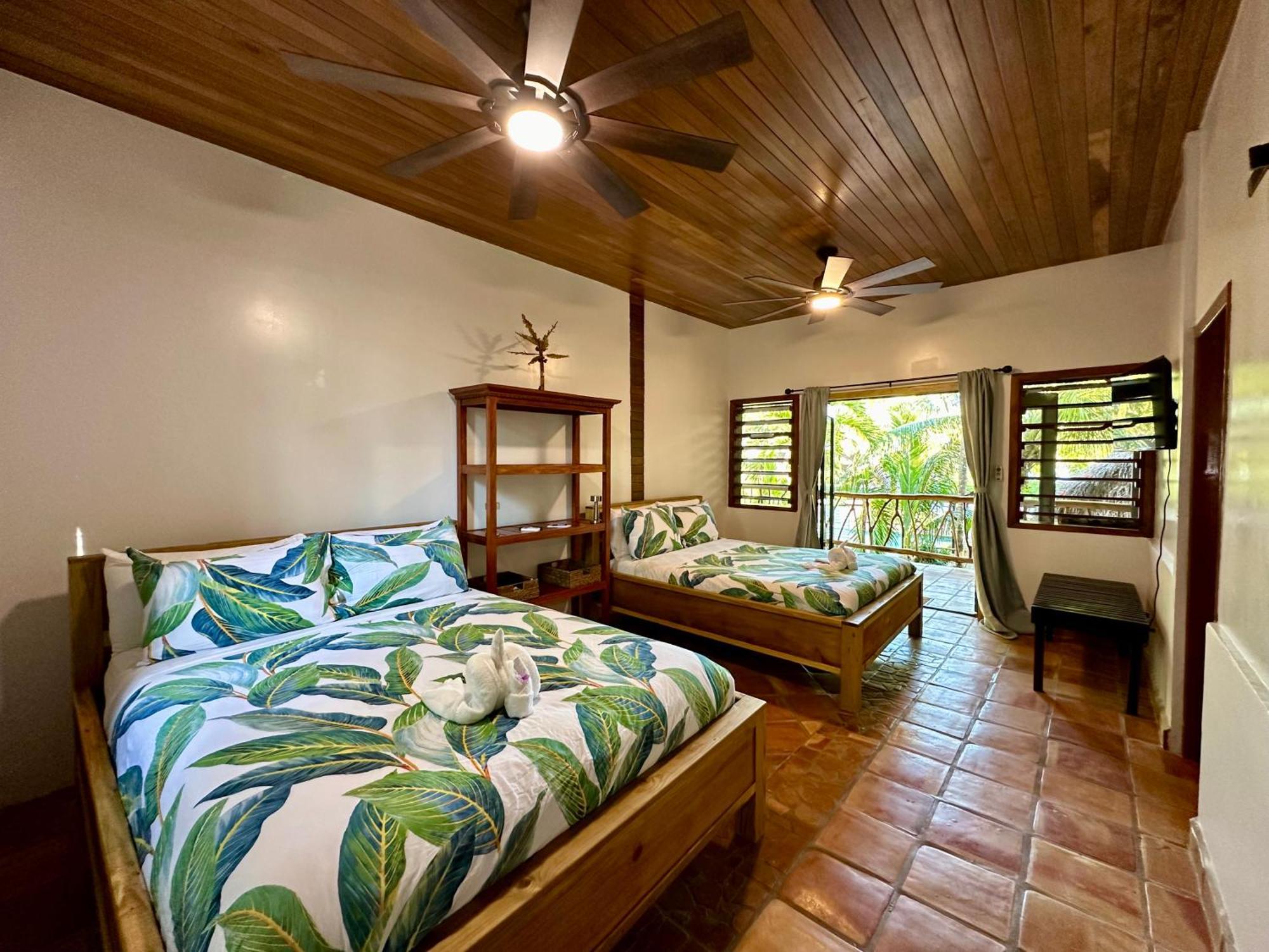 Azure Del Mar Inn