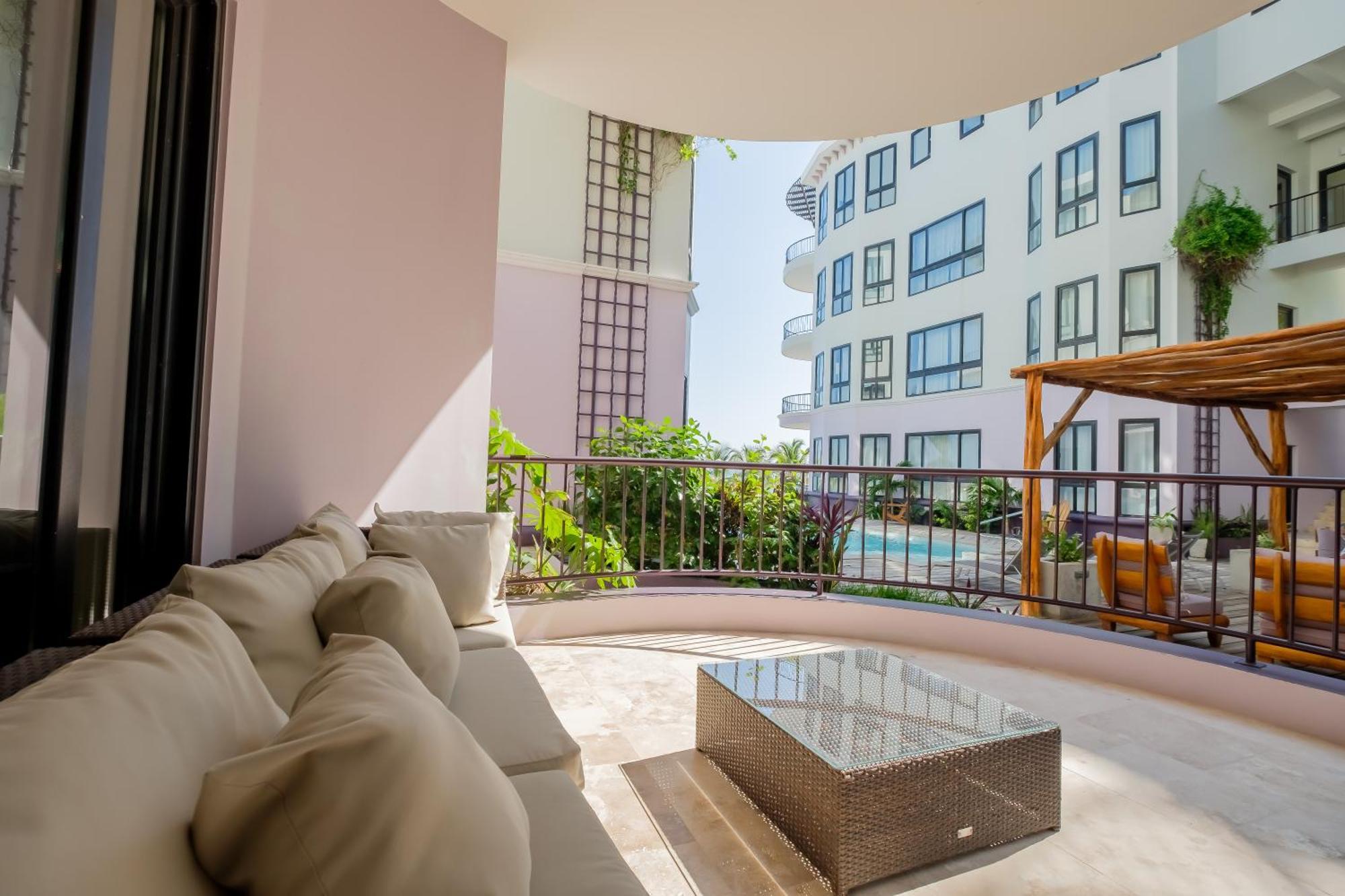 Diamante Beachfront 5*