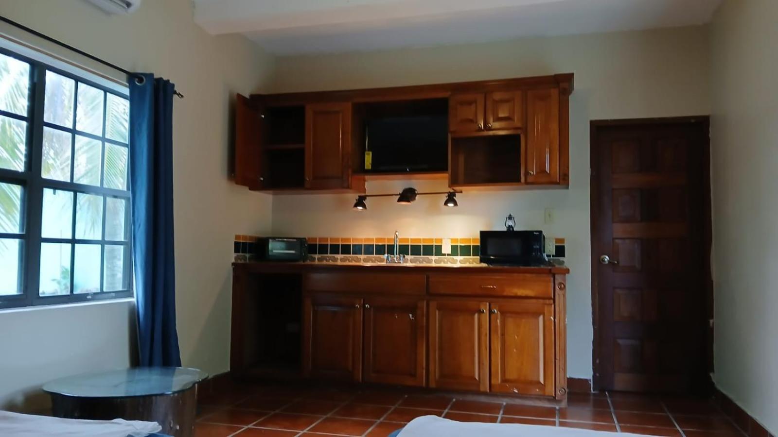 Aparthotel Bamboleo Ladyville