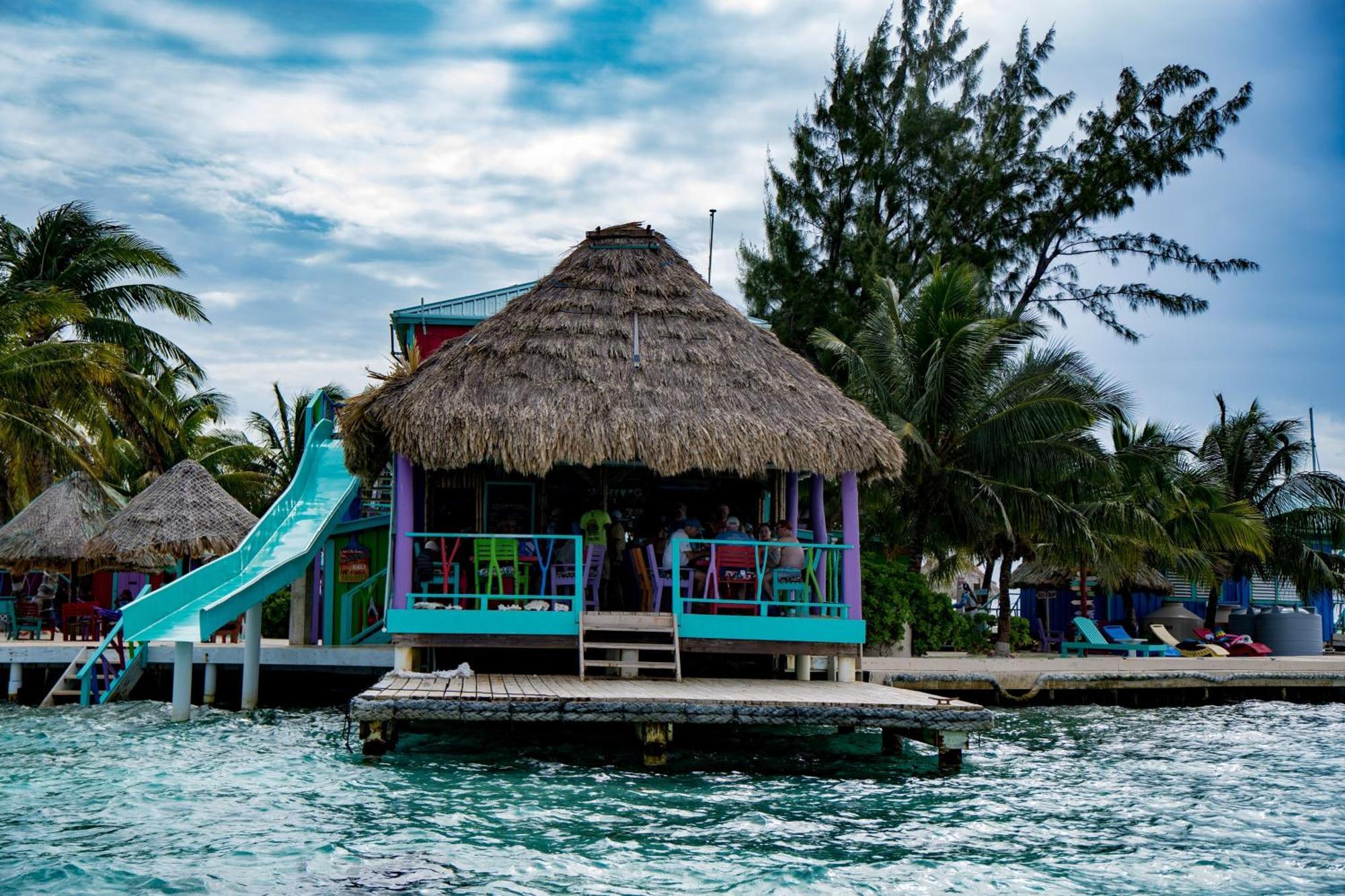 Resort King Lewey's Island Placencia