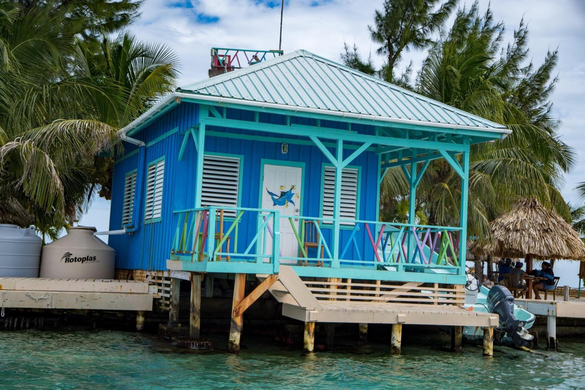 King Lewey's Island 3* Placencia