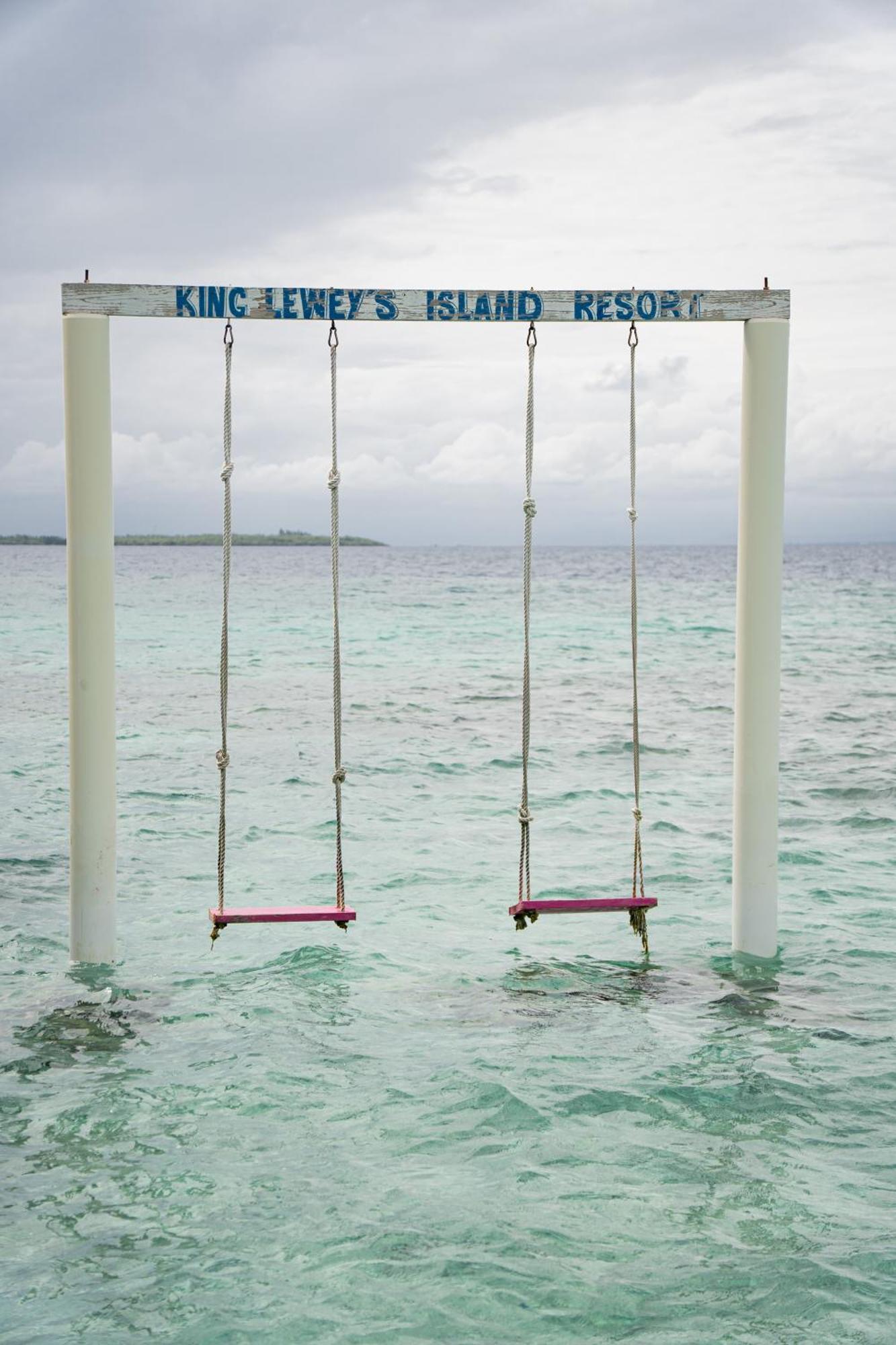 King Lewey's Island 3*