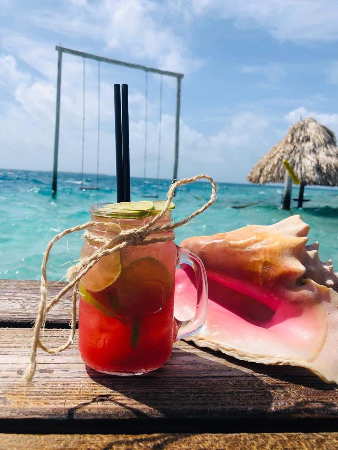 King Lewey's Island 3* Placencia