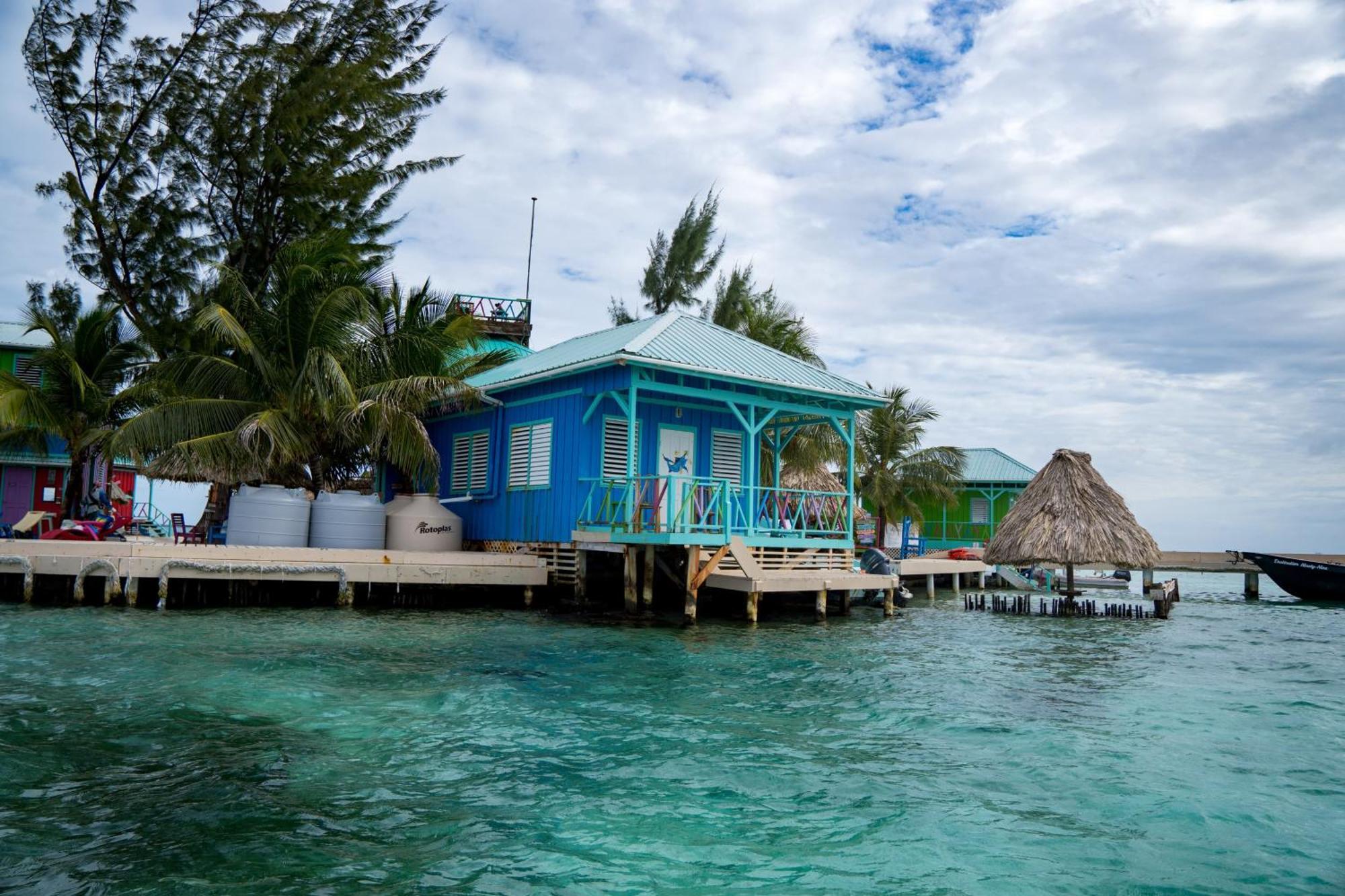 King Lewey's Island Resort 3*