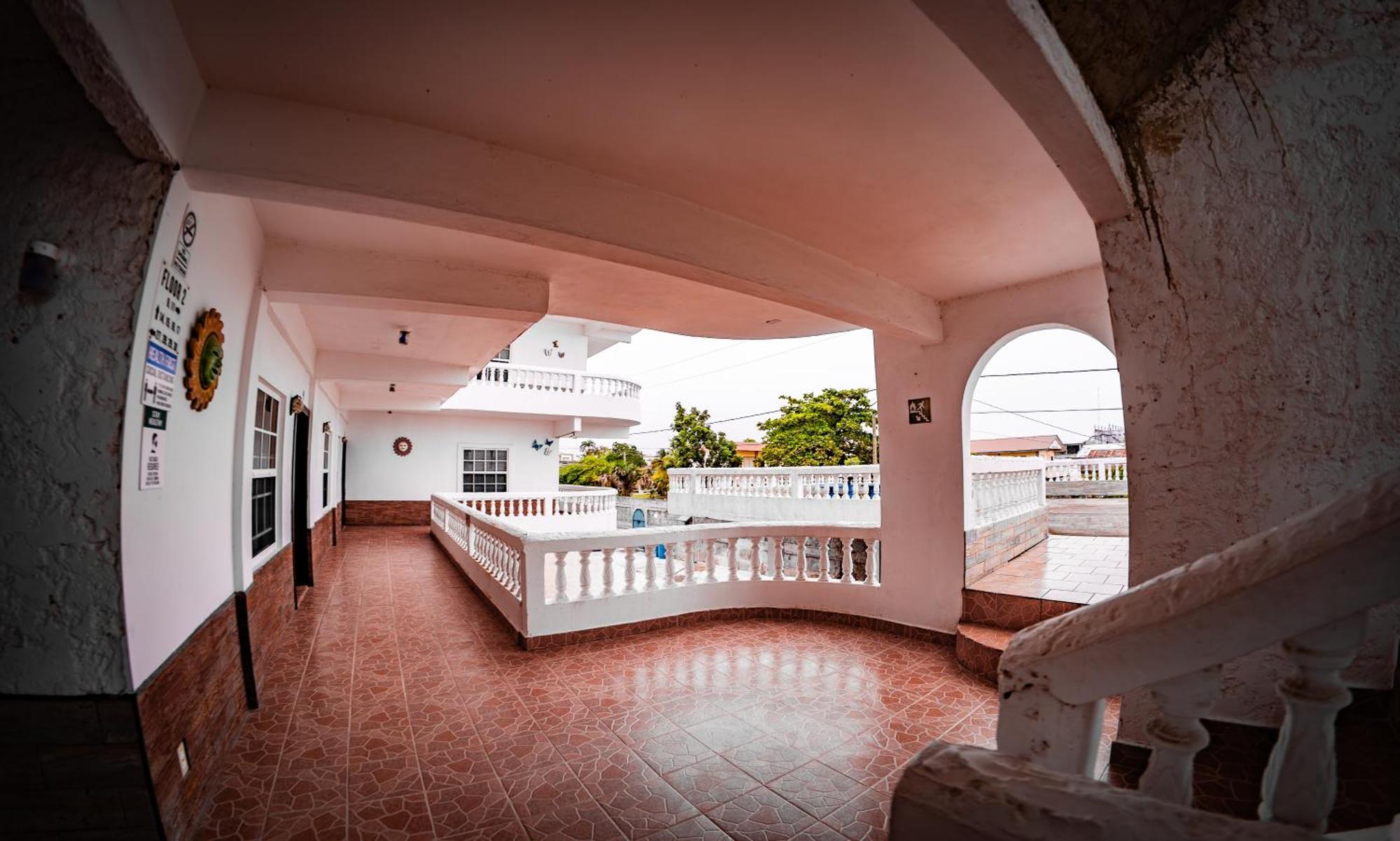 Palmas Hotel 2*