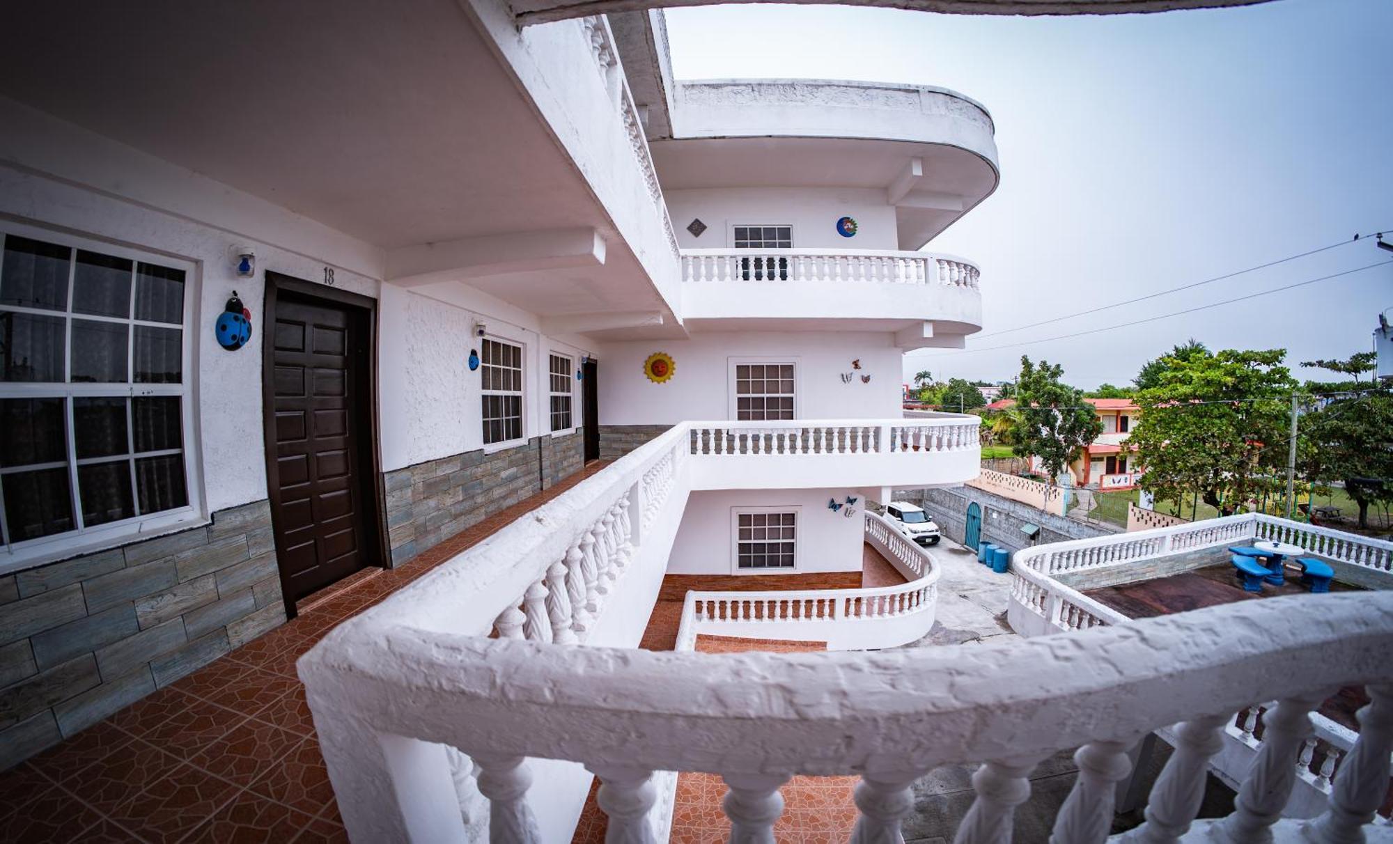 Hotel Palmas Corozal
