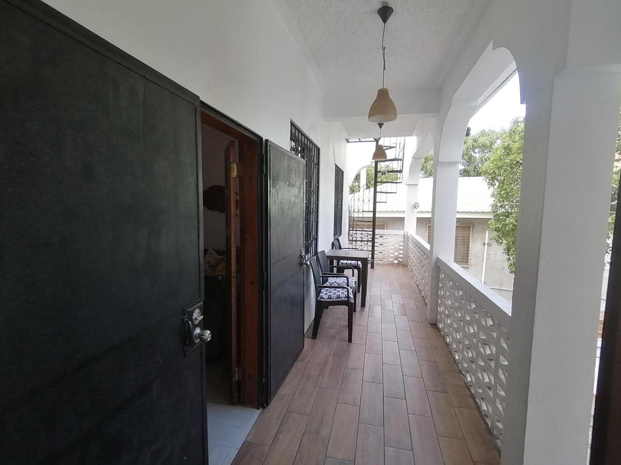 14 Cedar B Apartment *