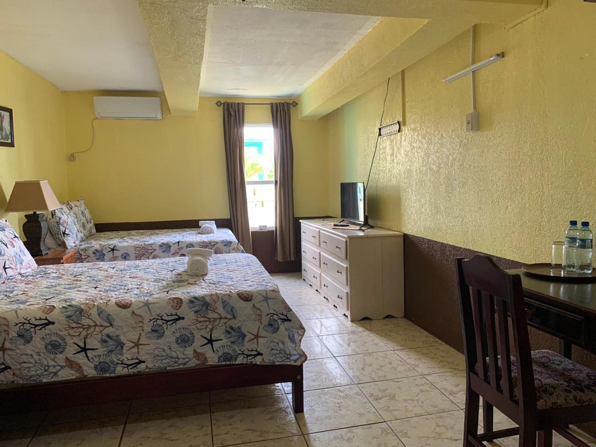 Hotel Bonefish Dangriga