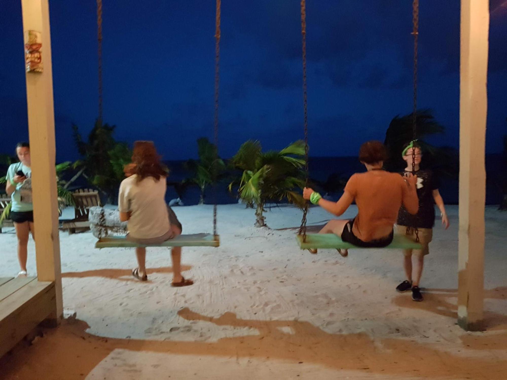Royal Caribbean San Pedro (Ambergris Caye)