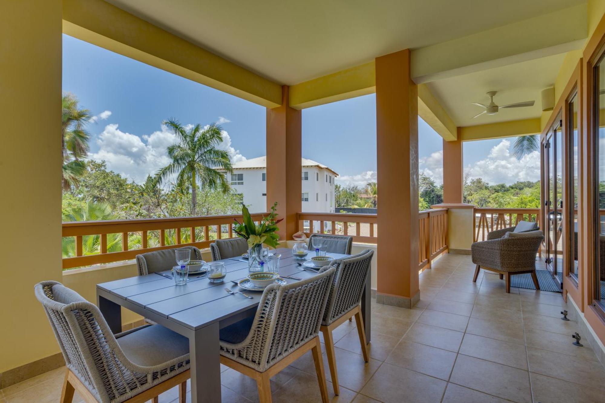 The At Cocoplum Placencia