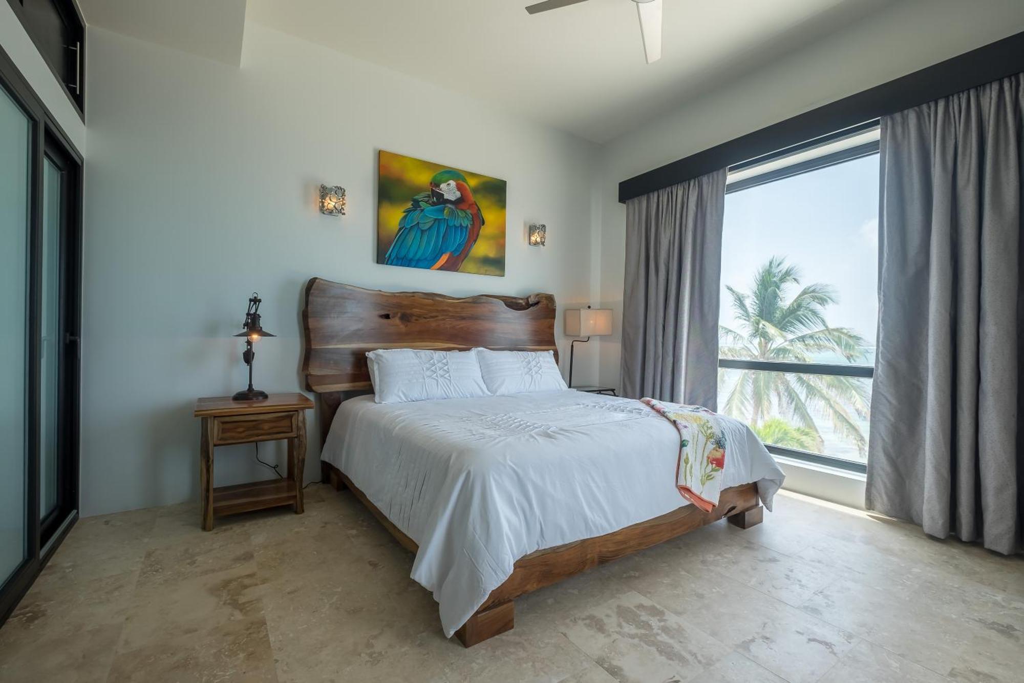 Diamante Beachfront 5* San Pedro (Ambergris Caye)