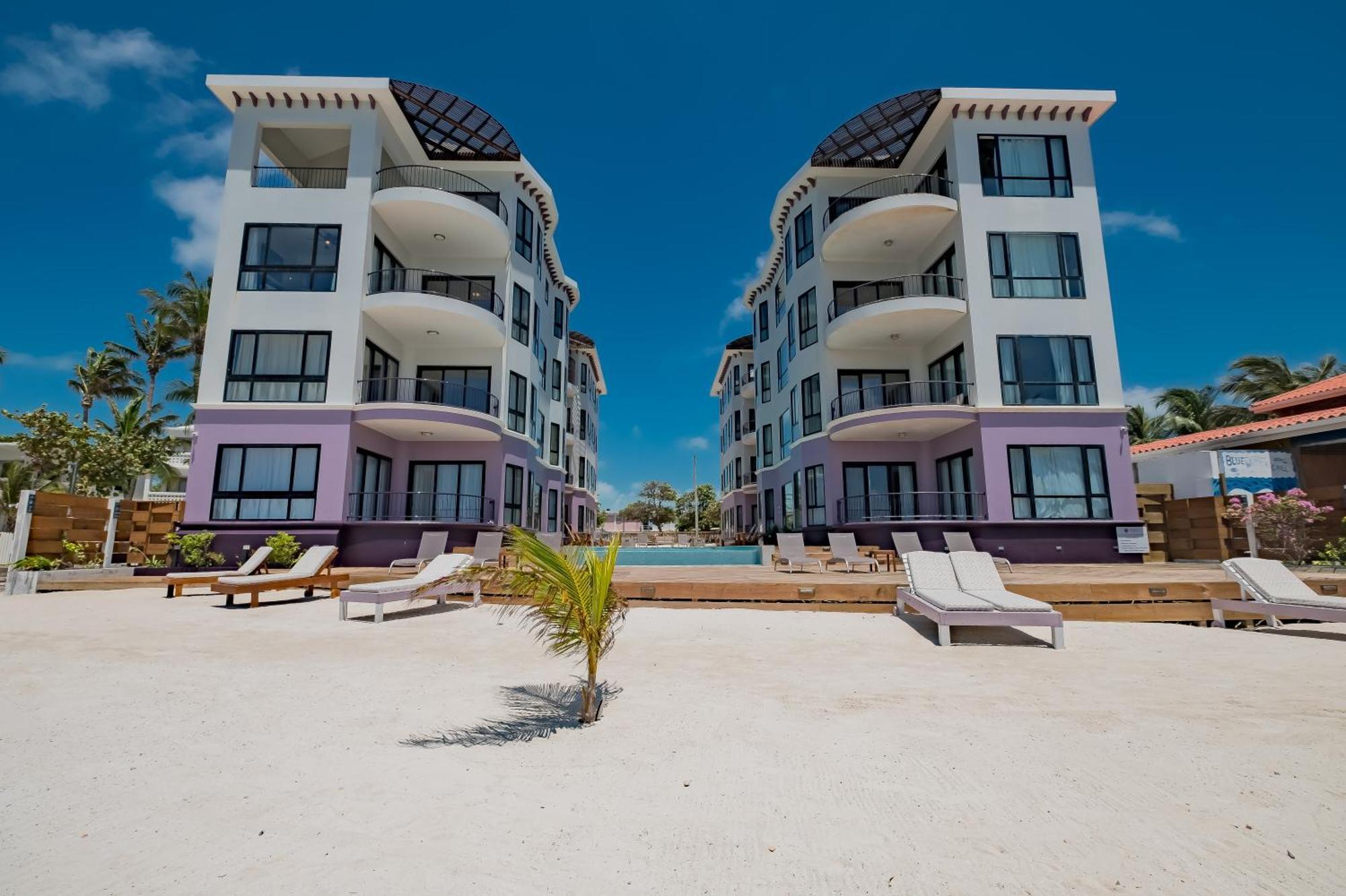 Hotel Diamante Beachfront