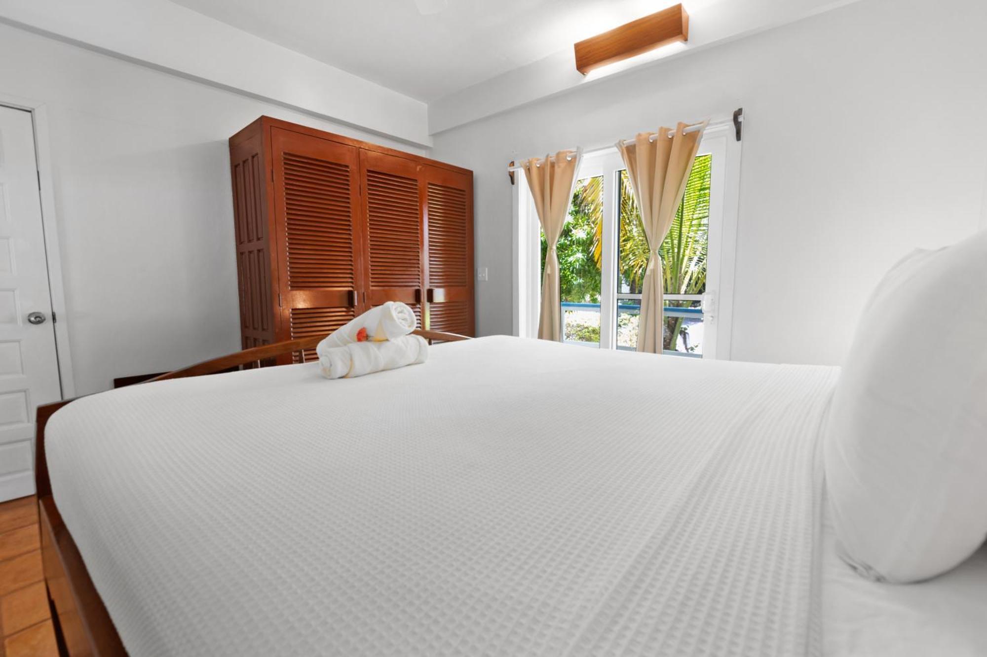 Apartment Beachside Gold Standard Certified Placencia
