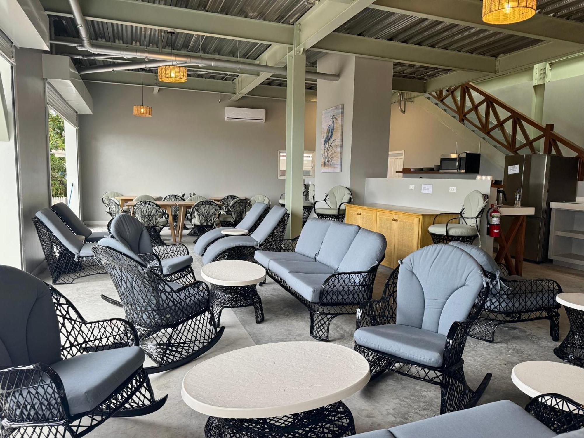 Sandbar Beachfront & Restaurant Hostel San Pedro (Ambergris Caye)