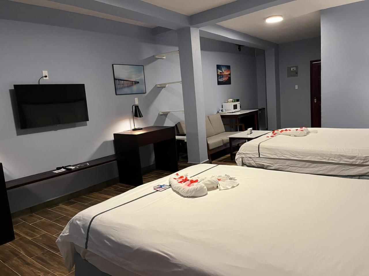 Hotel Enjoy