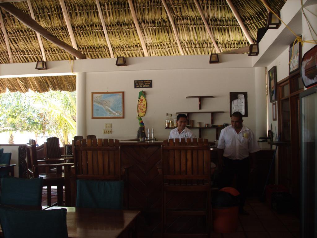 Green Parrot Beach Houses And Lodge *