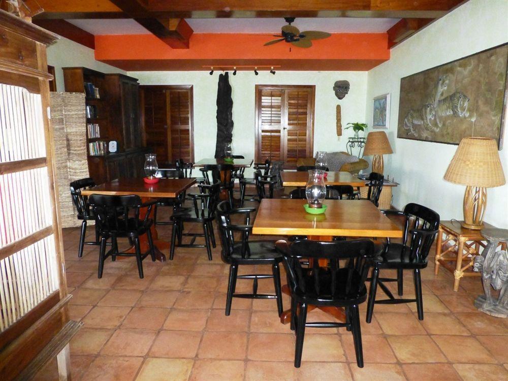 Robert's Grove Resort Placencia