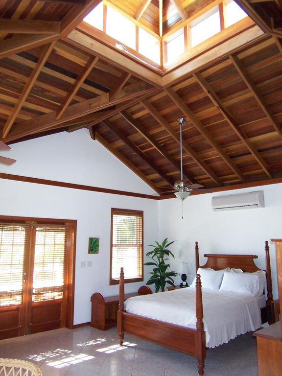 Hotel Cocotal And San Pedro (Ambergris Caye)