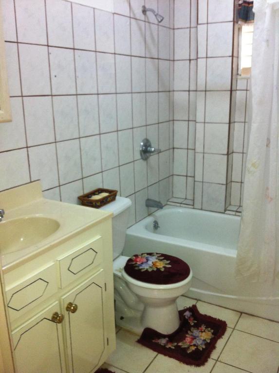 Elizabeth Place * Belize City