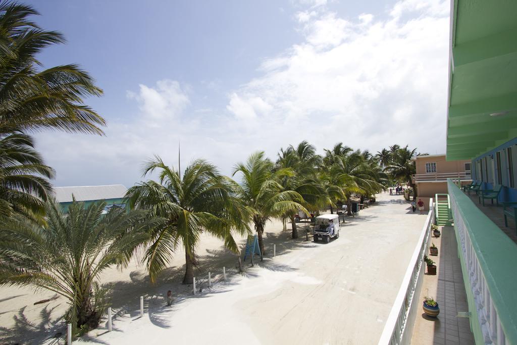 Rainbow Caye Caulker
