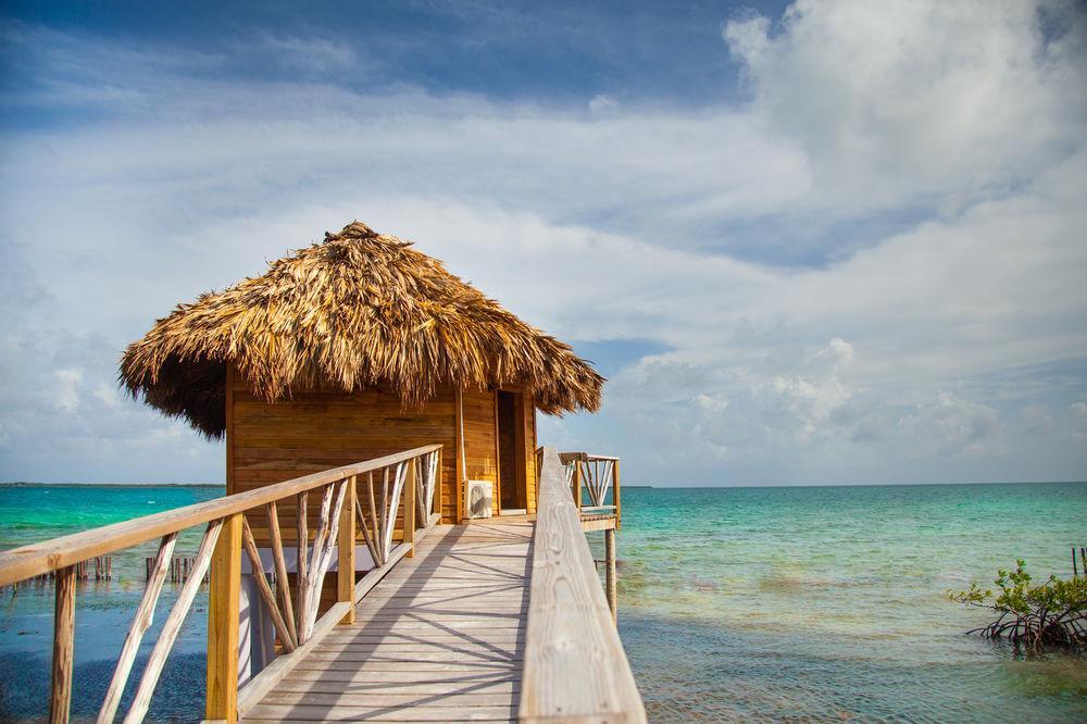 Thatch Caye A Muy'ono 5*