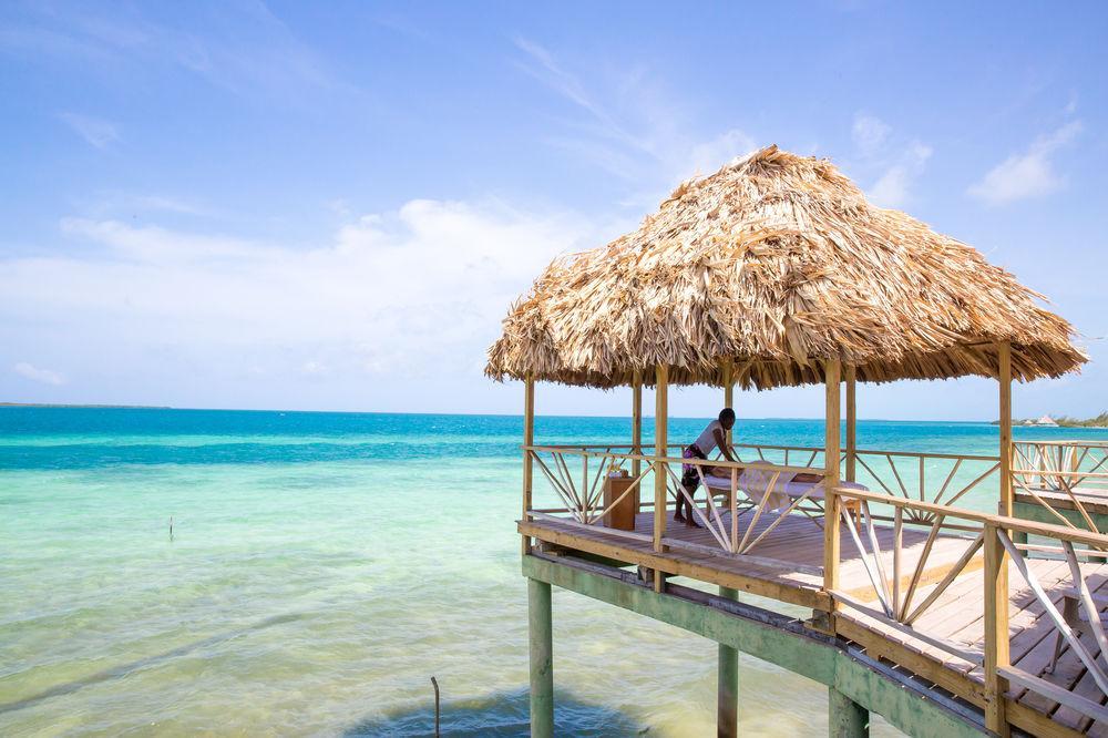 Thatch Caye A Muy'ono 5* Hopkins