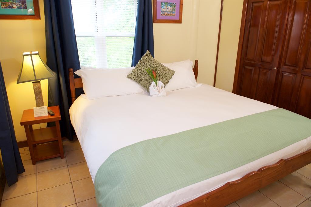 The Palms Oceanfront Aparthotel 3*