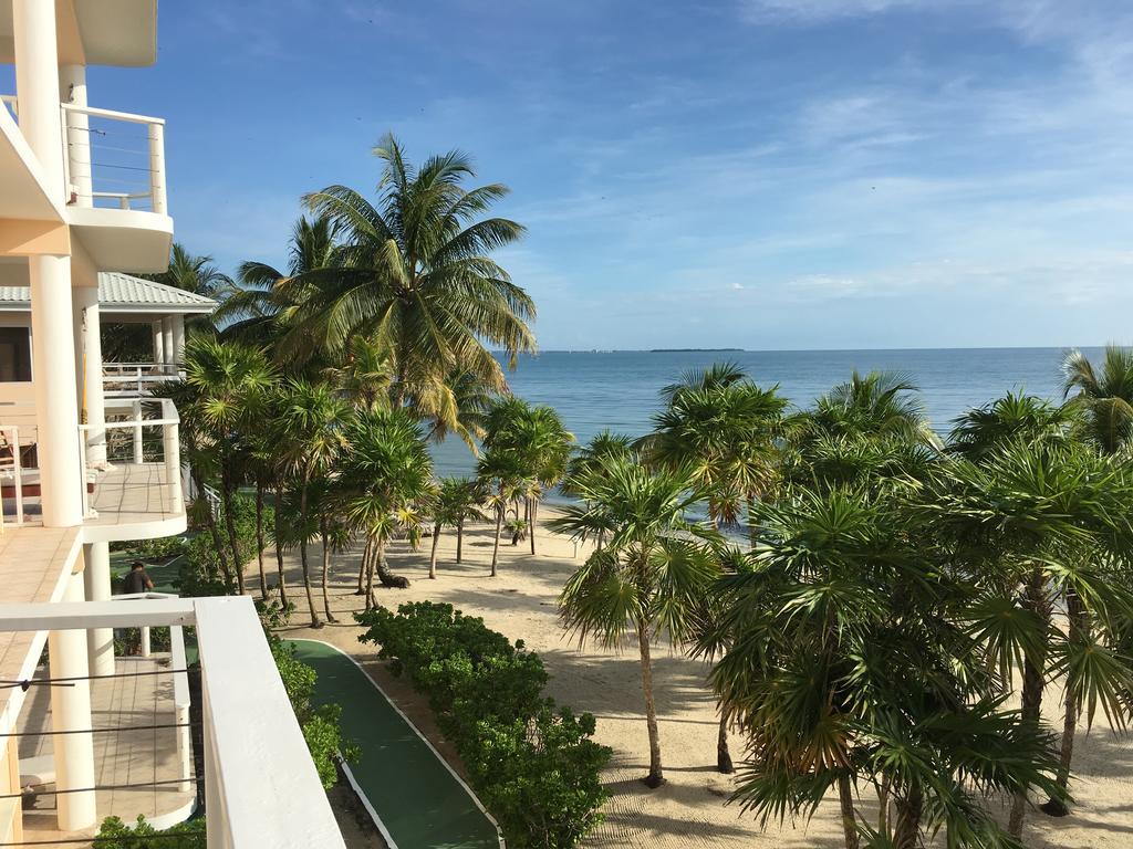 Laru Beya Resort Placencia