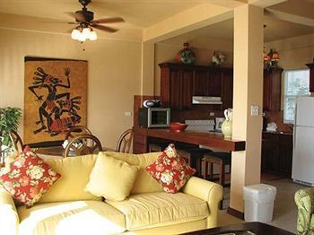 Reef Village 3*