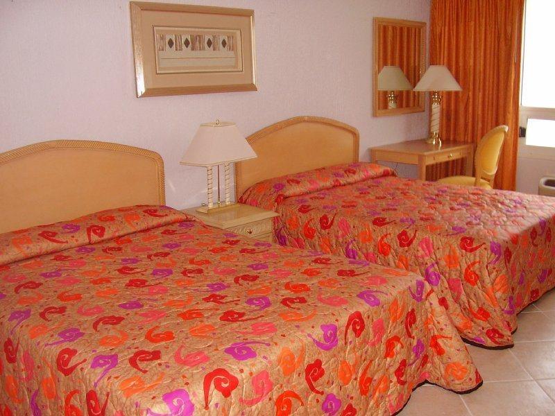 Ramada By Wyndham Princess Belize Hotel 3*