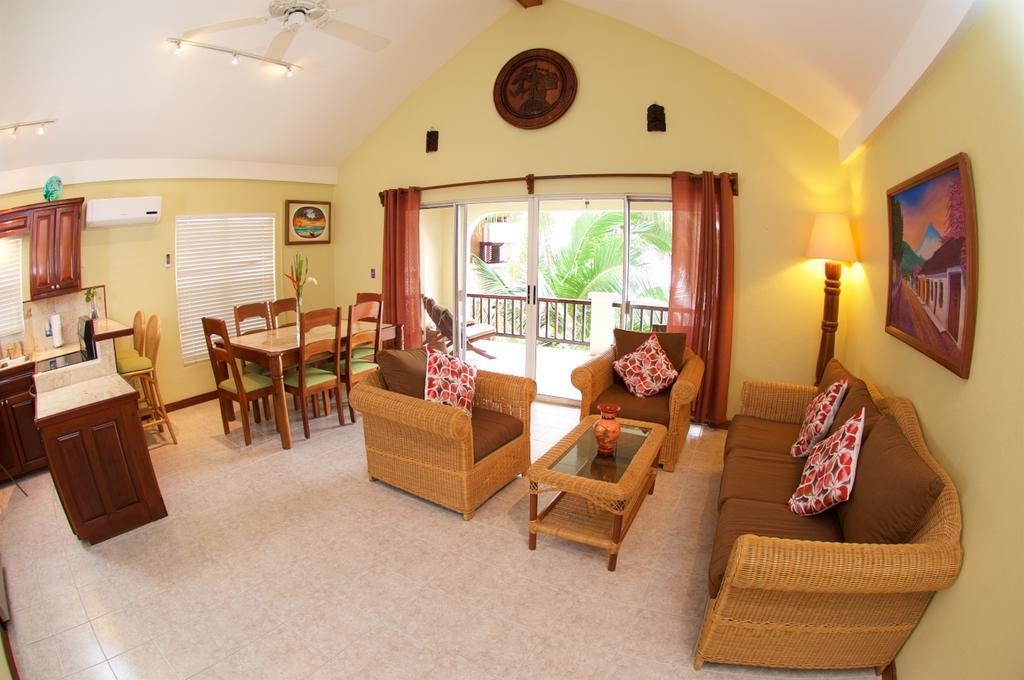 Aparthotel The Palms Oceanfront 3*
