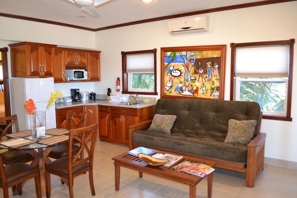Belizean Nirvana Placencia