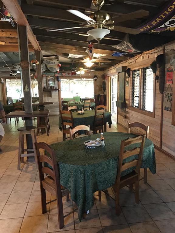 Lost Reef Lodge *