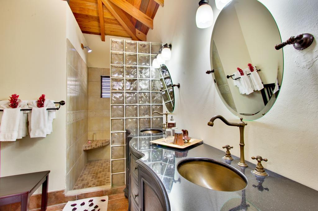 Mystic River Resort 5*