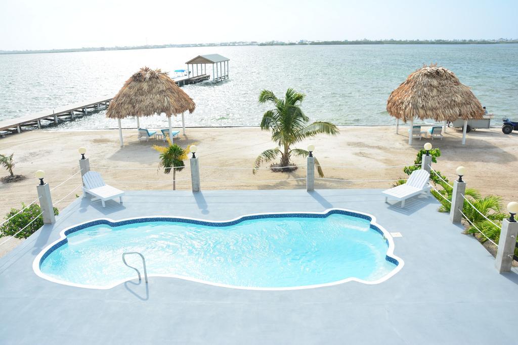Casas De La Caye